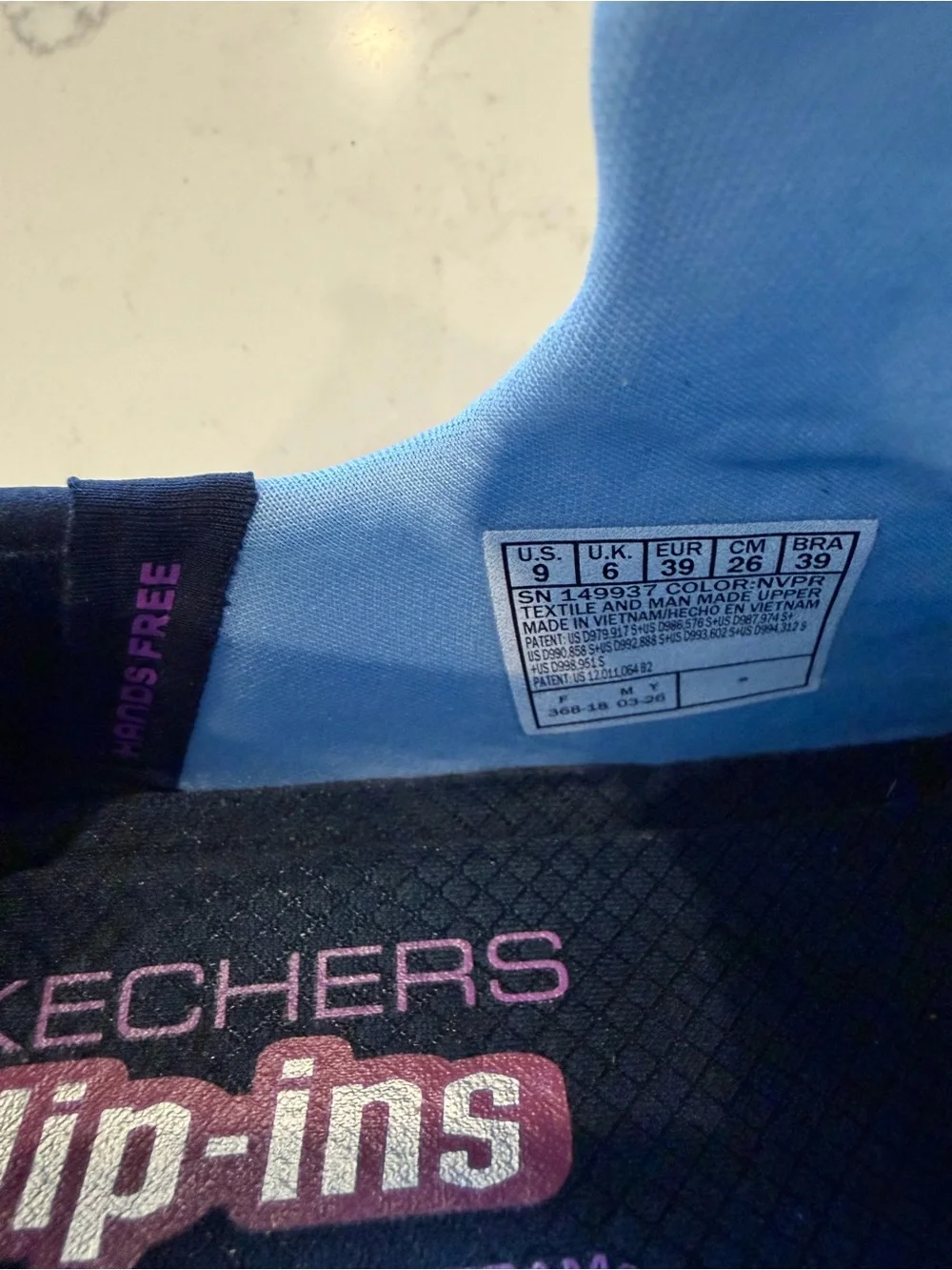 Skechers Hands Free Slip Ins Sneakers NIB